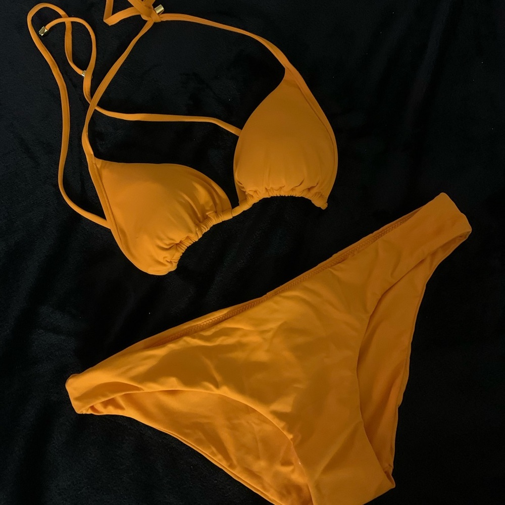 Victoria’s Secret Large two piece a bathing suit